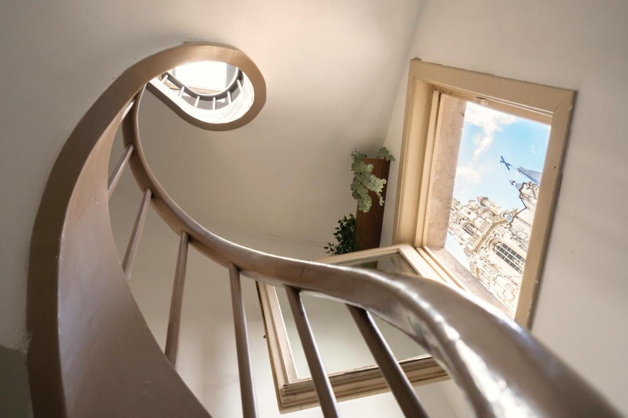Tempel Triplex & Duplex At Historic Heart Of Antwerp Appartement Buitenkant foto