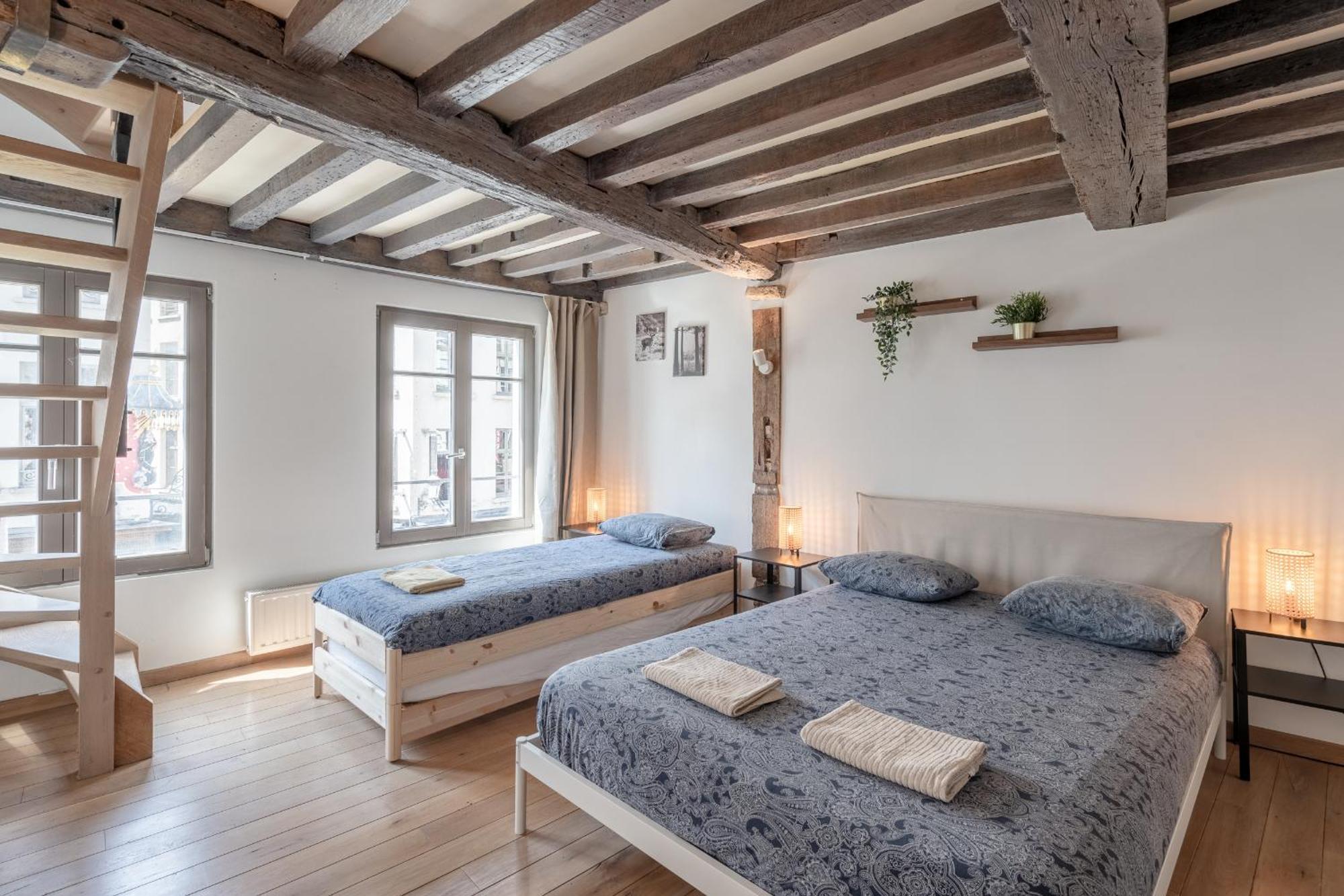 Tempel Triplex & Duplex At Historic Heart Of Antwerp Appartement Buitenkant foto